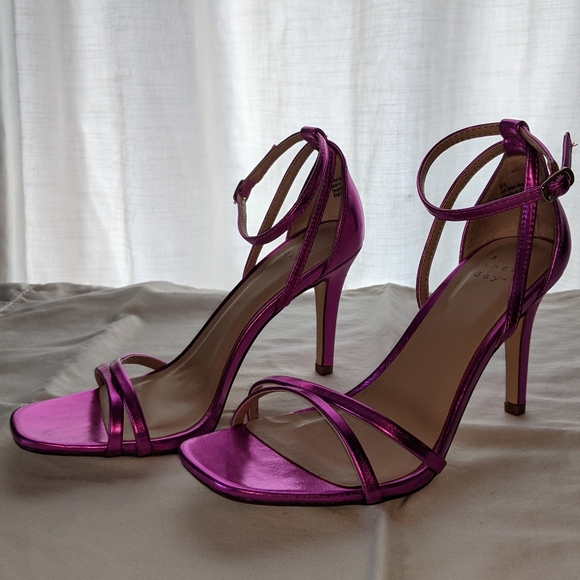 Pink Metallic Heels, Size W6.5 - Picture 1 of 5